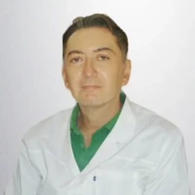 Гаджиев Артур Асланович — Стоматолог