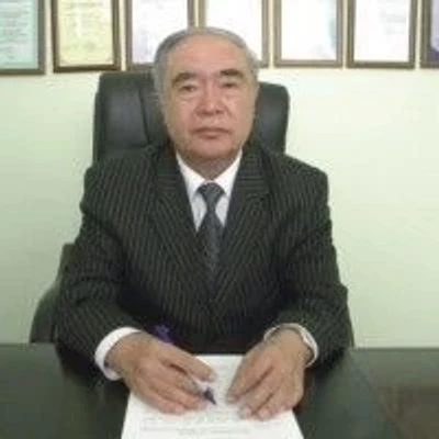 Комилов Холиджон Махамаджонович — Офтальмолог