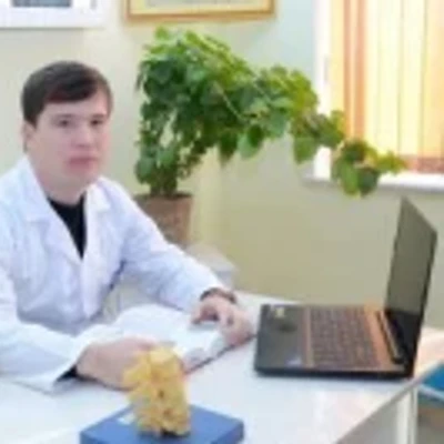 Сафаров Жасурбек Темирович — Нейрохирург