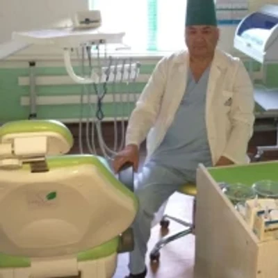 Собиров Юсуп Авезович — Стоматолог
