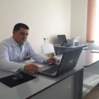 Тойиров Рустам Исломович — Ортопед